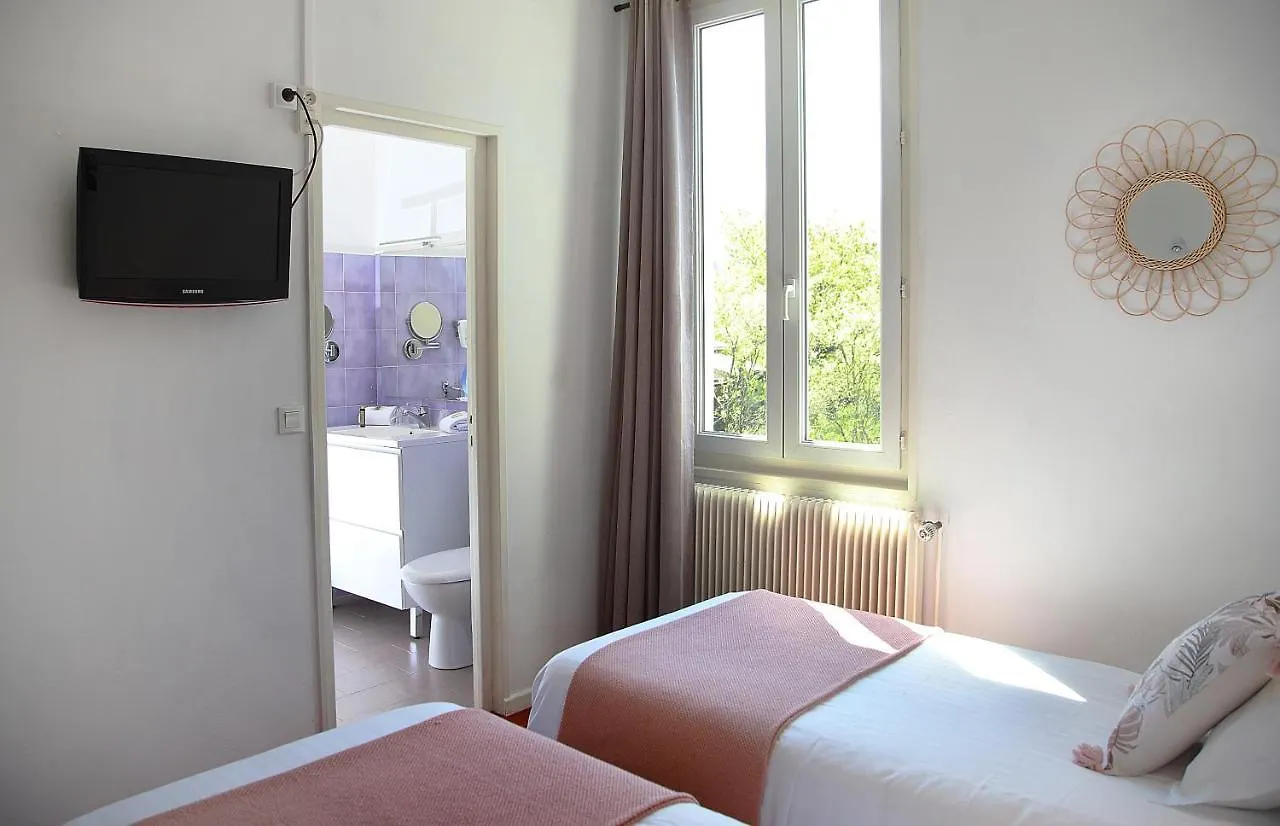 Les Marronniers Hotel Thueyts 3*,